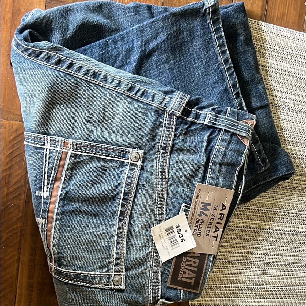 Ariat Blue Relaxed Fit Jeans with Classic Denim Style